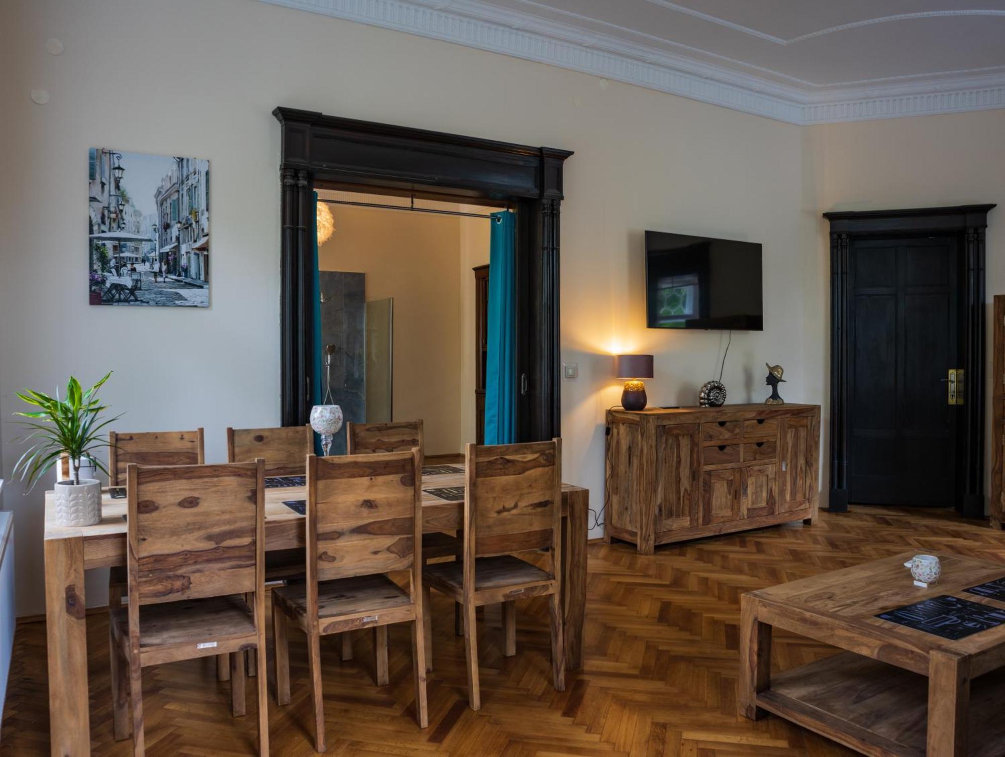 Ertlova Vila Jablonec nad Nisou Phòng bức ảnh